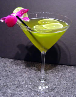 Green Tea Martini - CLICK HERE FOR A CLOSE-UP IMAGE 